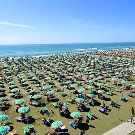 Enjoy From Our Balcony - Beahost Apartment *